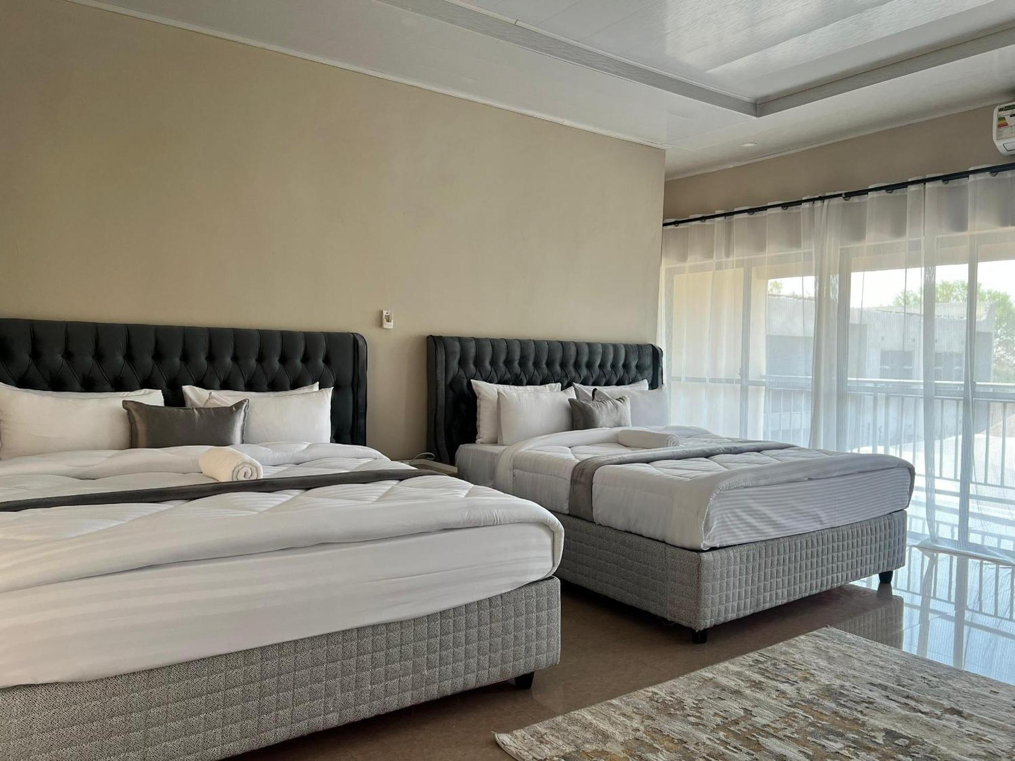 Kasbek Lodge And Tours Λουσάκα Εξωτερικό φωτογραφία