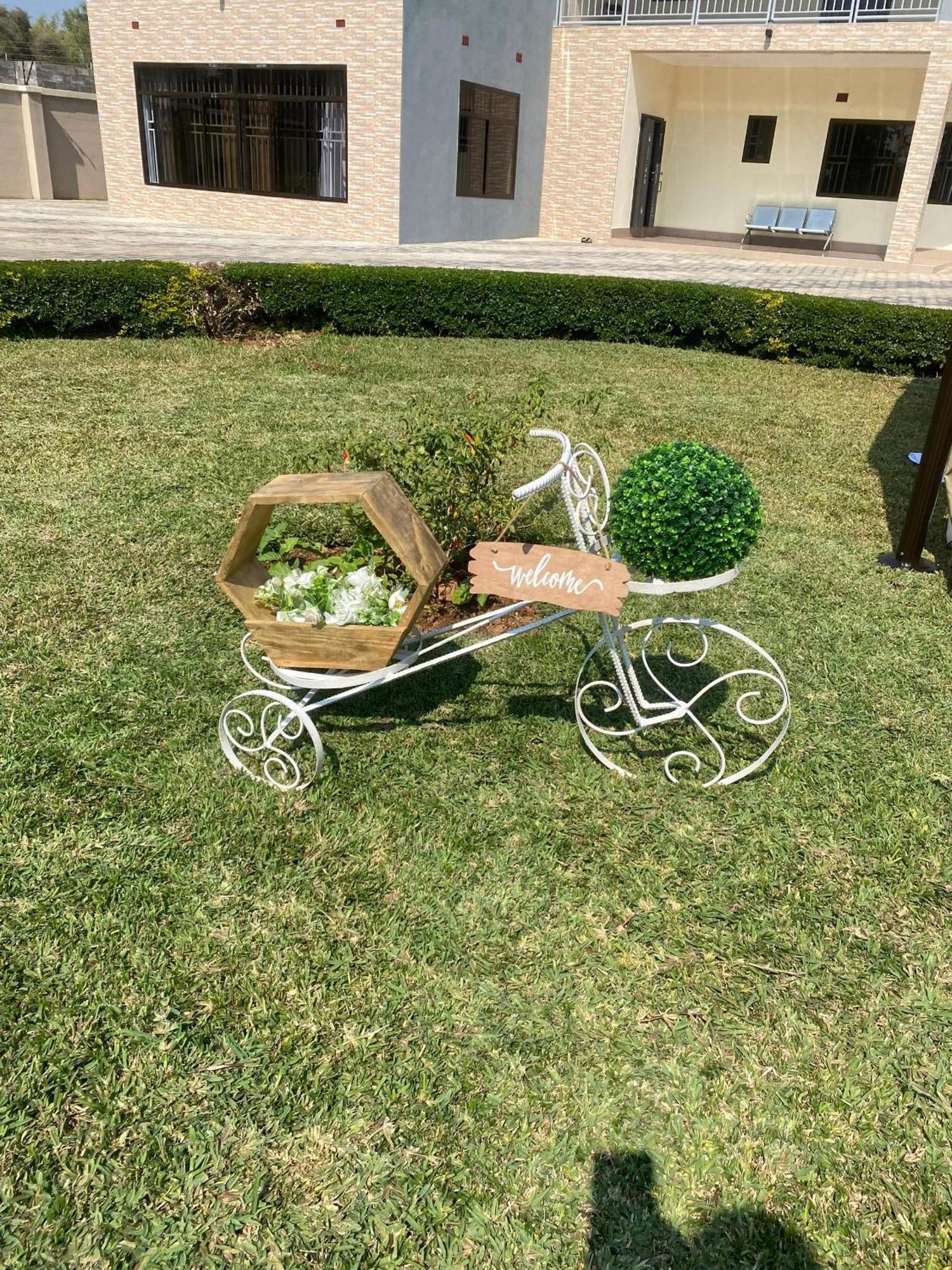Kasbek Lodge And Tours Λουσάκα Εξωτερικό φωτογραφία