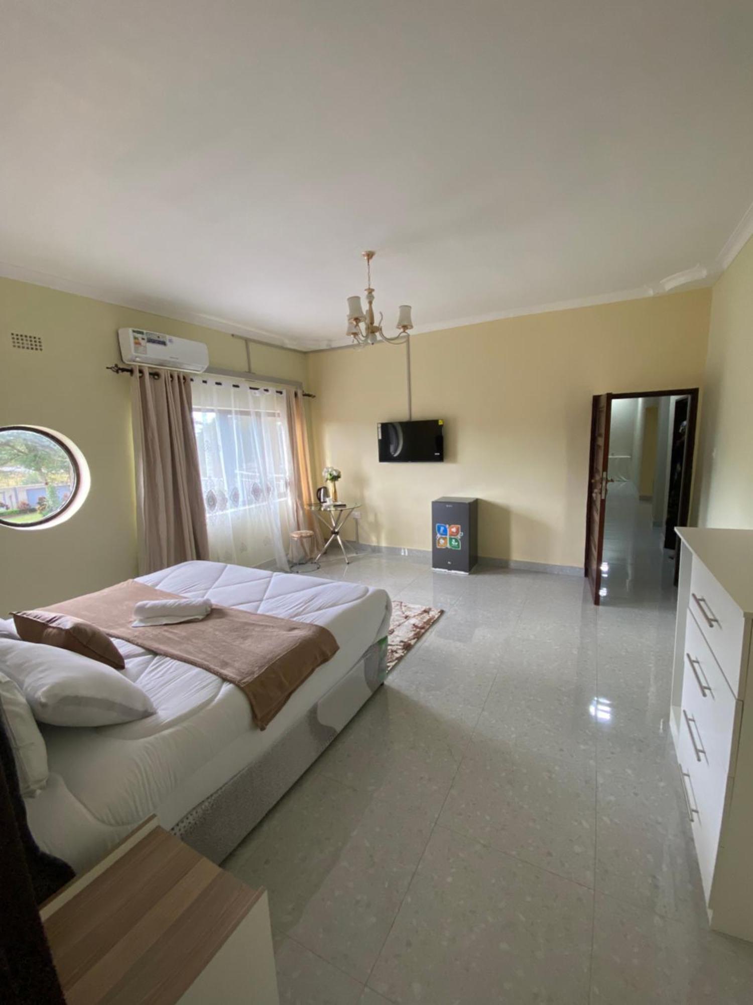Kasbek Lodge And Tours Λουσάκα Εξωτερικό φωτογραφία